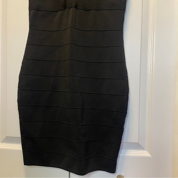 Guess St Mirage Criss Cross Cage Bandage Mini Dress - Size M - Picture 8 of 16